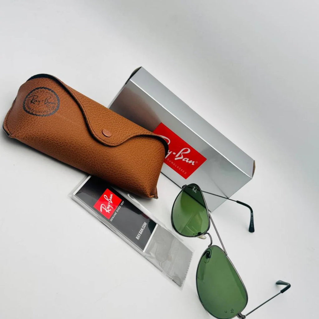 RAY-BAN AVIATOR SUNGLASSES